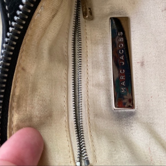 Marc Jacobs Anouk Leather Bag w/white stitching - Picture 10 of 11